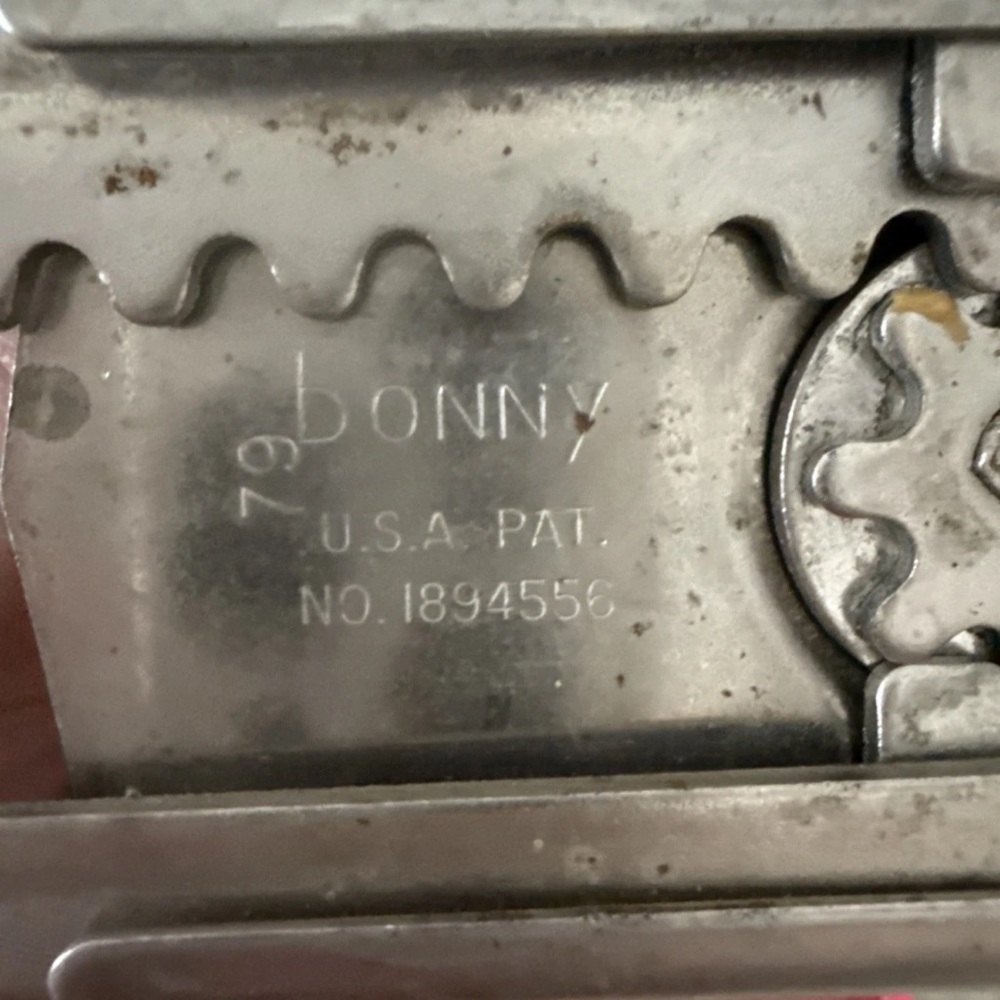 1960’s Vintage BONNY TOP OFF Jar & Bottle Screw Top Opener - Picture 7 of 10